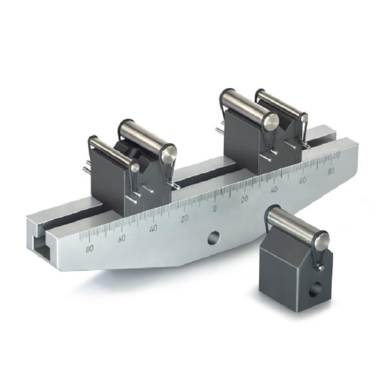 Fußplatten-Paar zur Fixierung der Wägebrücke am Boden